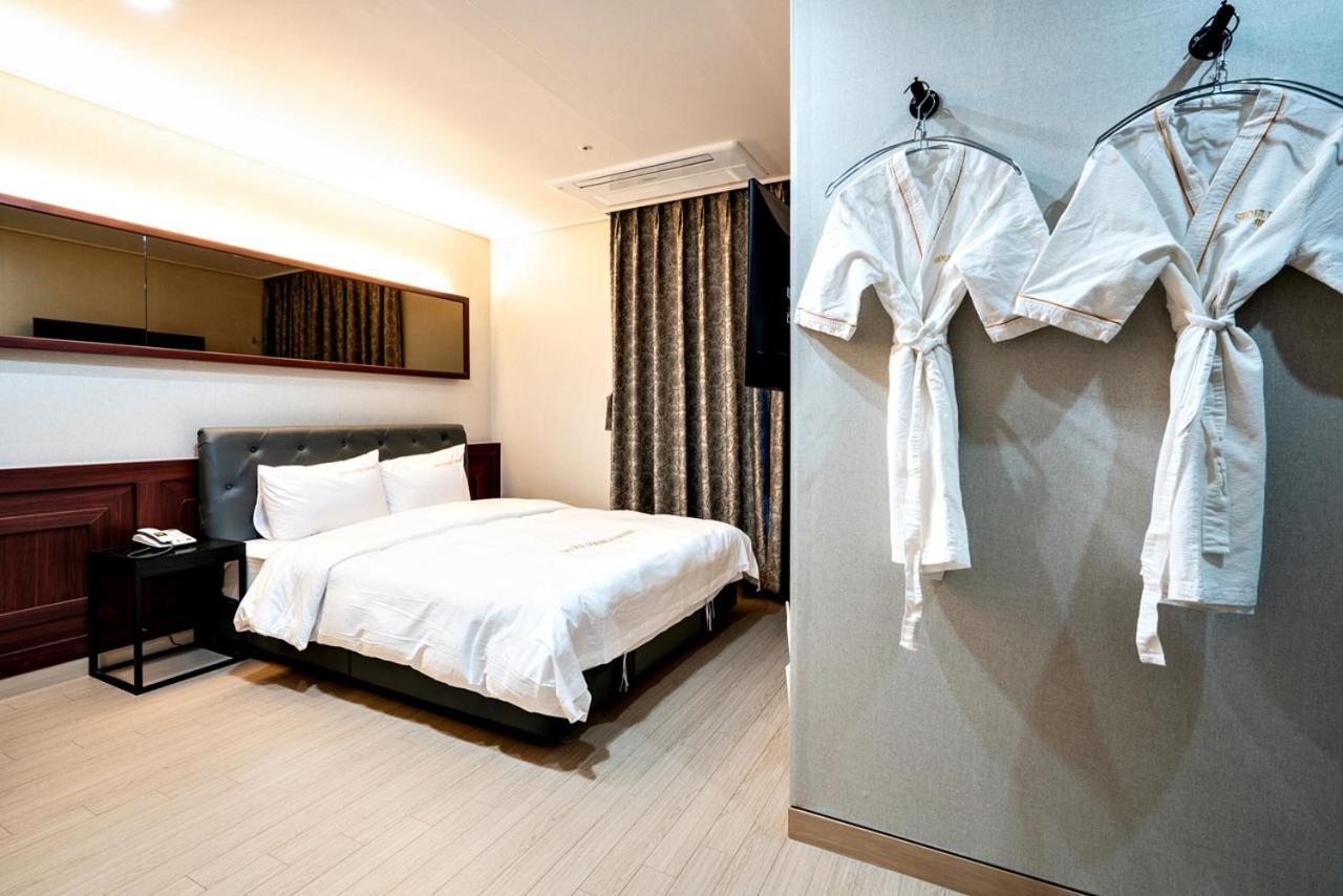 Siheung Seoul Tourist Hotel Exterior photo